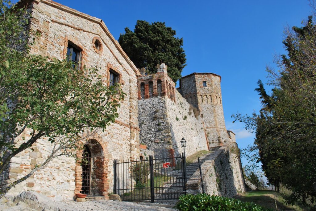 castello di montebello romagna